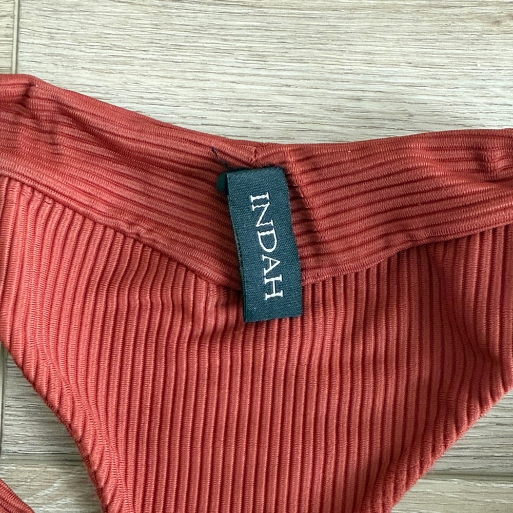 Indah Ribbed Bikini - Picture 7 of 10